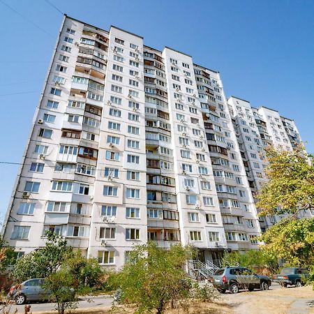 Kvartirkoff Na Obolonskiy Prospekt 9 Kiev Ngoại thất bức ảnh