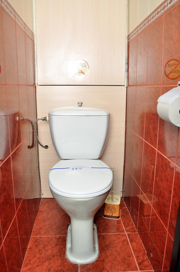 Kvartirkoff Na Obolonskiy Prospekt 9 Kiev Ngoại thất bức ảnh